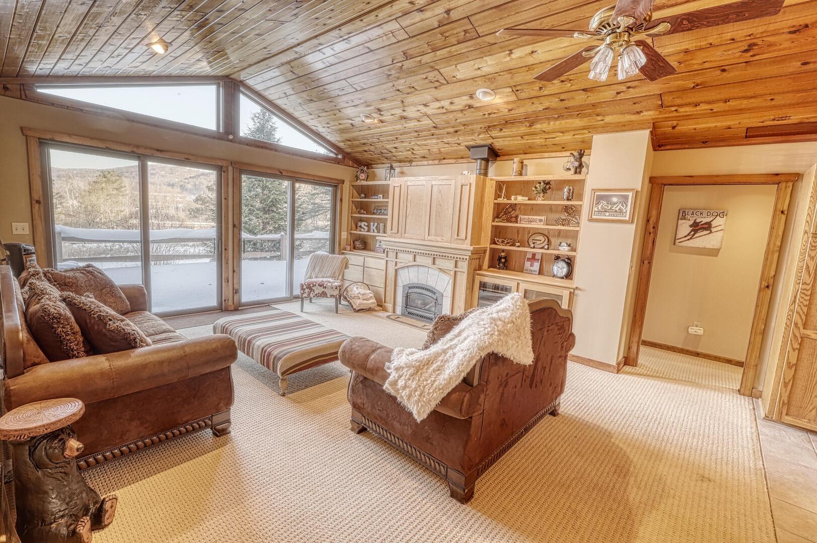 Howe Hill Retreat 4 Bedroom Home Vacation Rentals Homes & Hideaways