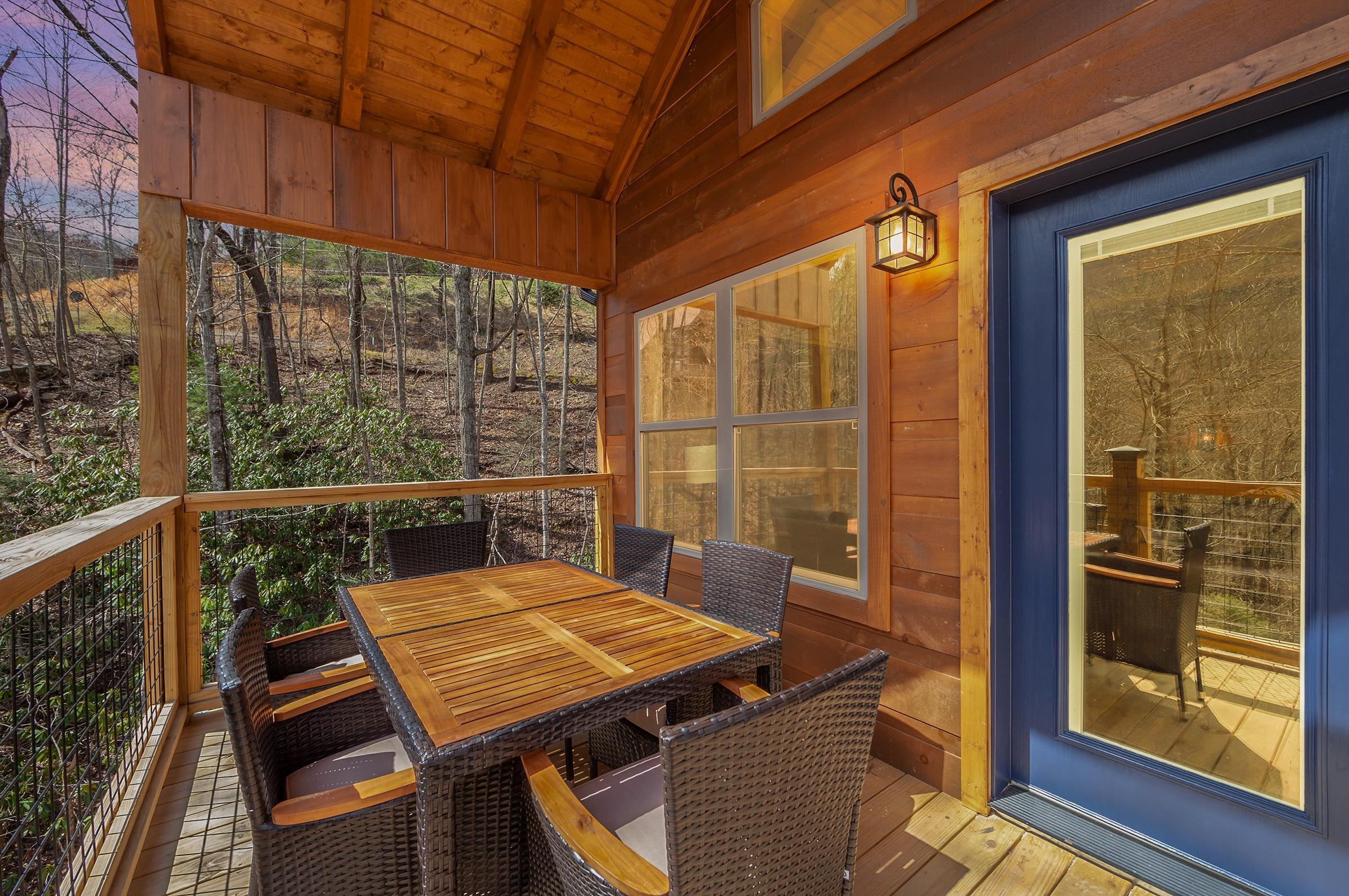 Hawkeye Ridge 3 Bedroom Cabin Vacation Rentals Homes & Hideaways by World of Hyatt